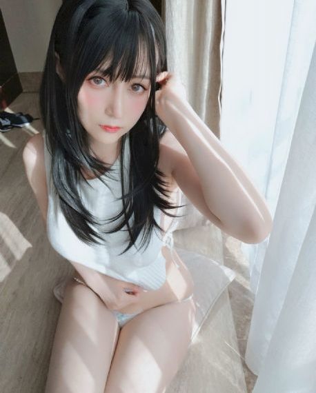 sm调教室揉捏奶头被夹在线观看_超清在线手机播放